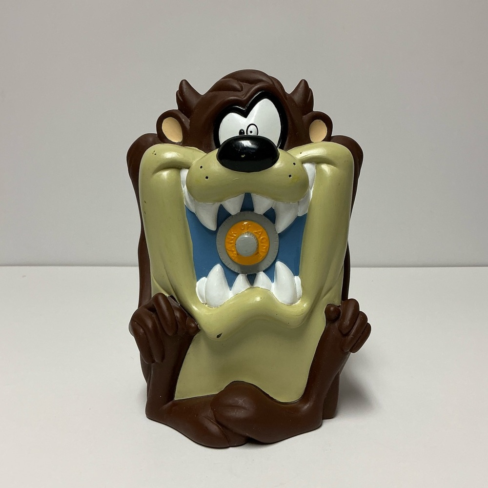 Vintage Tazmanian Devil Piggy Bank Coin Bank Looney Tunes TAZ 1997